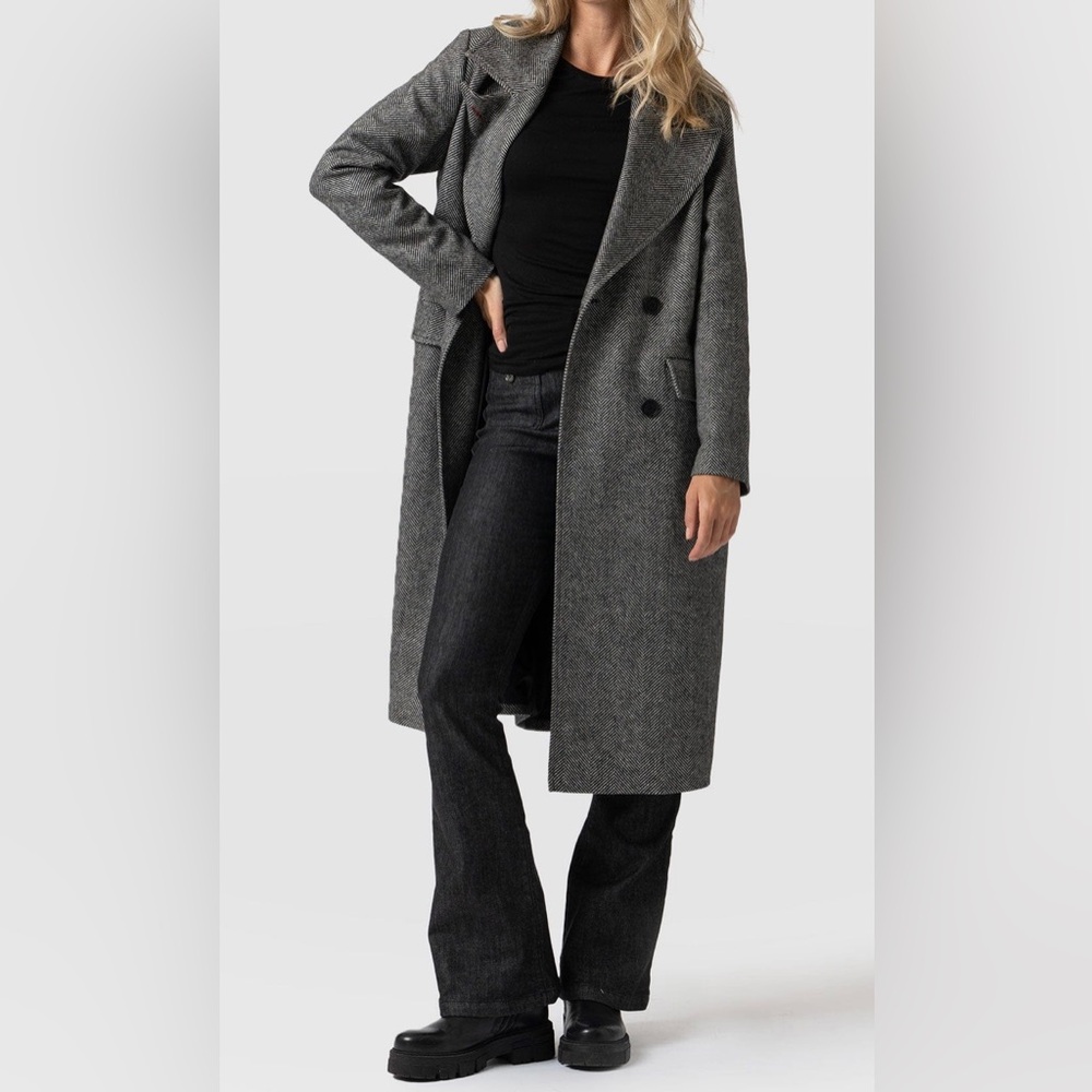 SAINT+SOFIA  - Wome’s Hampton Coat-Monochrome Chevron - Grey/Black Sz: XL.